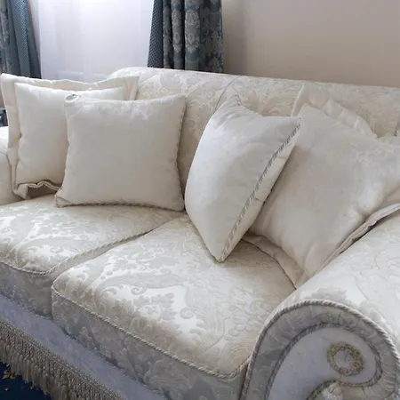 Viliam Frano Szálloda Nyitra