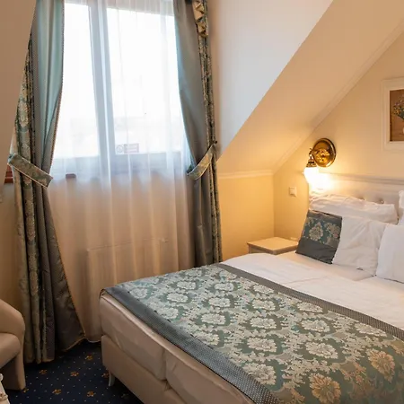 Hotel Viliam Frano 4*
