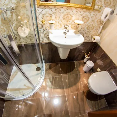 Viliam Frano 4*