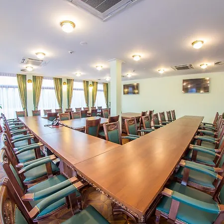 Viliam Frano 4* Nitra