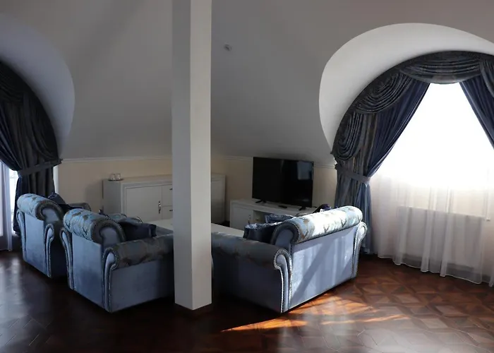 Viliam Frano Szálloda Nyitra